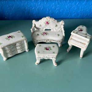 #Miniature Japanese Porcelain Dolls House Furniture Set